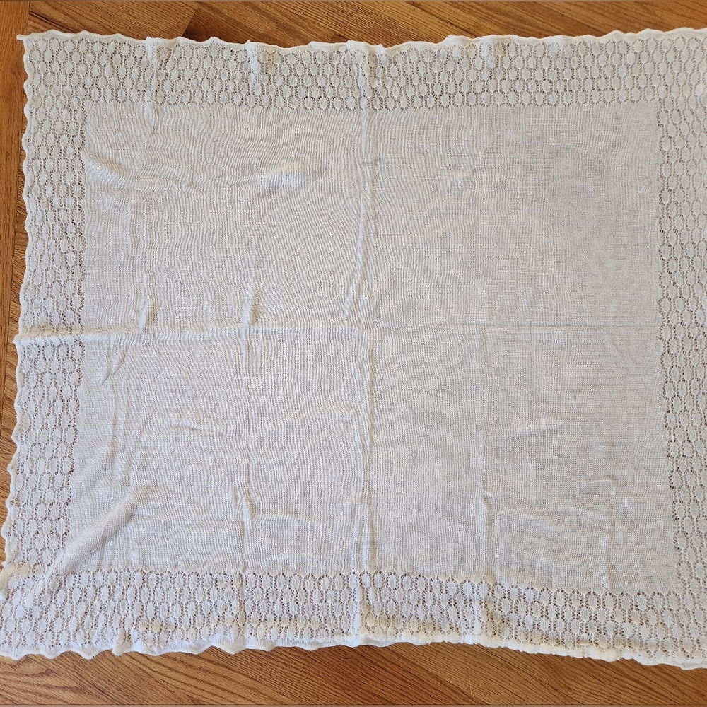Vintage White Baby Blanket knit